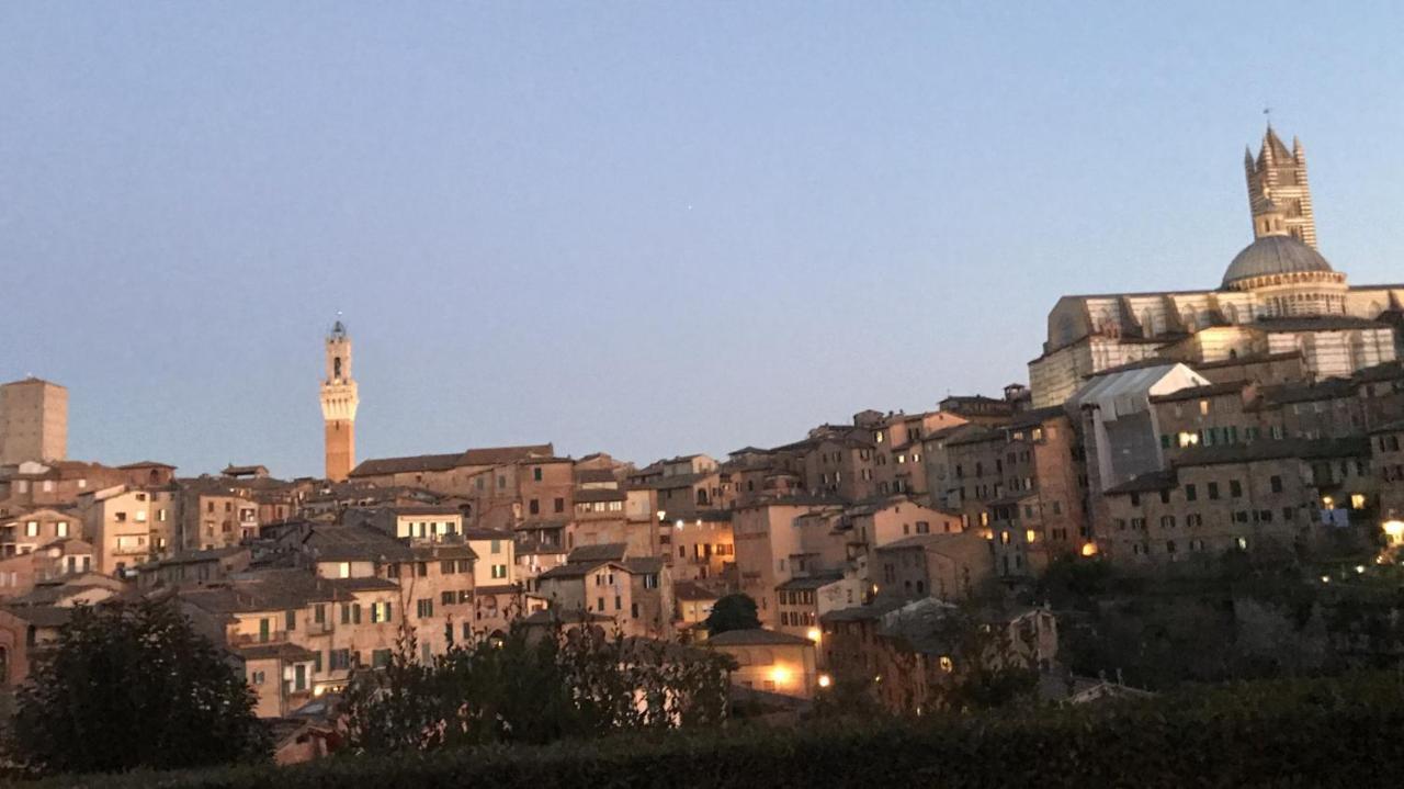 Fonte Gaia Experience Bed and Breakfast Siena Exteriör bild